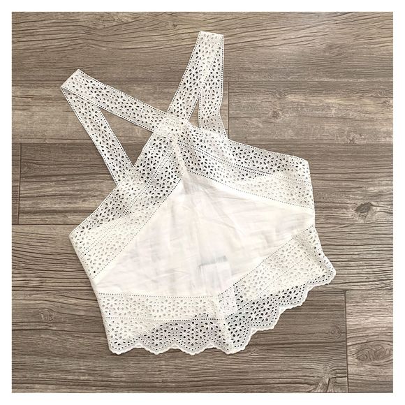 H&M Tops - NWT H&M White Floral Eyelet Lace Halter Crop Top